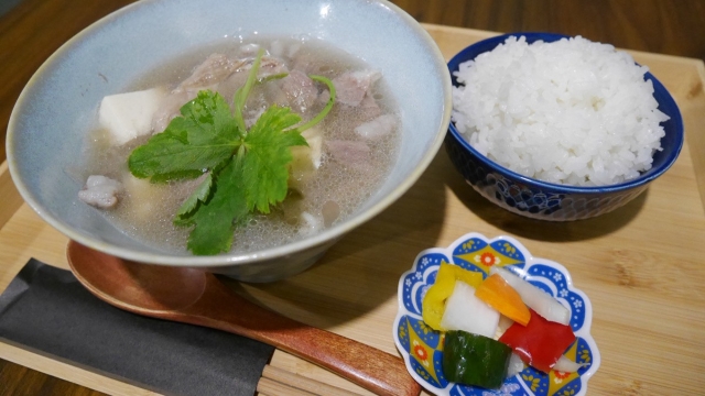 和牛肉吸いと、米と。